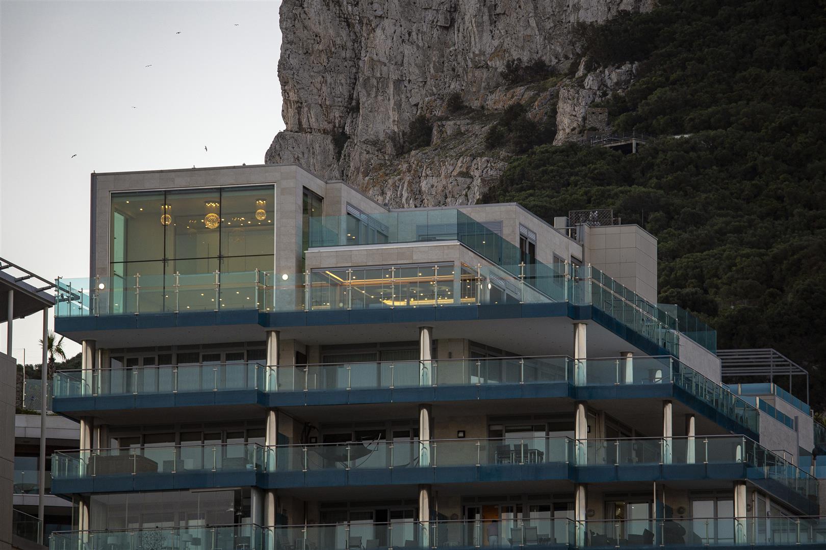 Image of Apartment - 5 Bedrooms - 6 Bathrooms for Rental in Royal Ocean Plaza-Gibraltar, Image 20